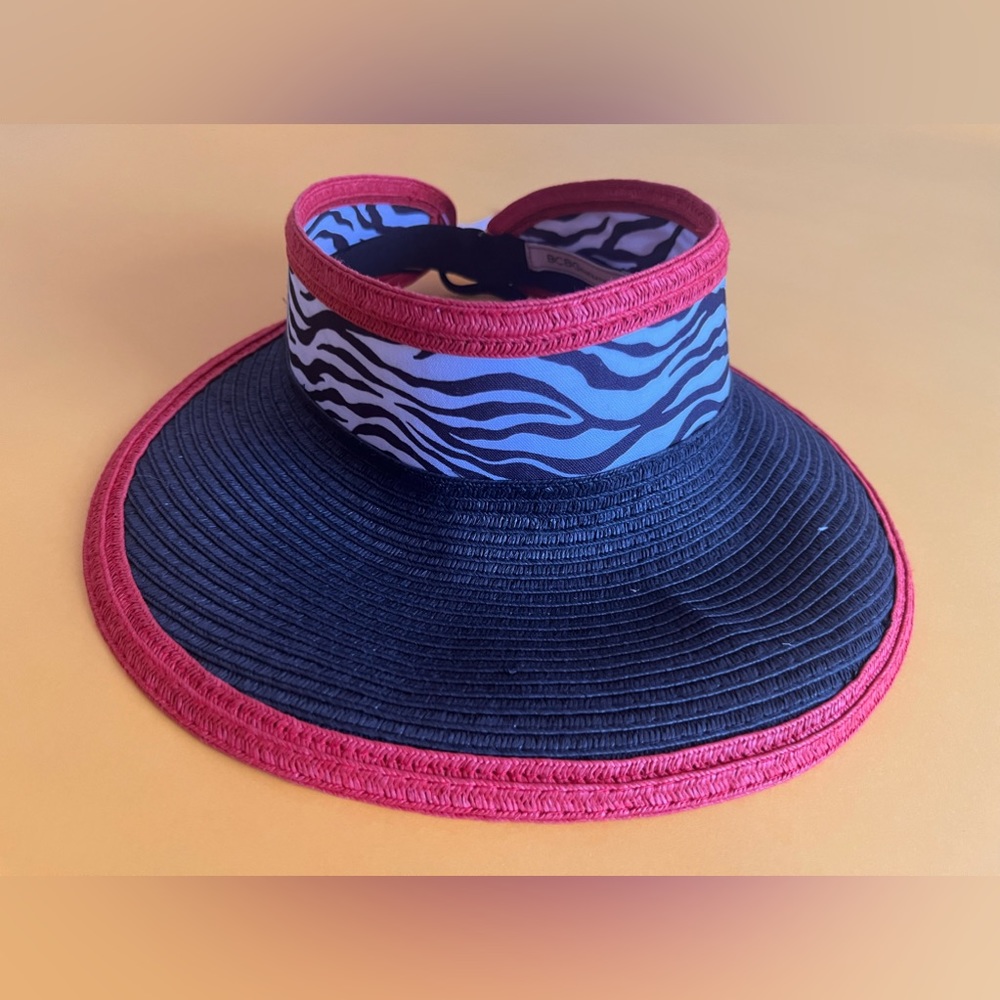 Bcbgeneration Straw Visor hat. Black and white print. One size fits all.